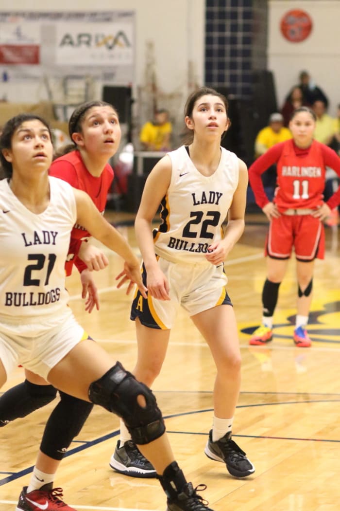 harlingen-laredo-alexander-girls-basketball-playoffs00016